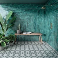 Nissel Green Emerald 7.5cm x 30cm Tile